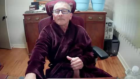 Snapshot of peepingmale chatting on 12.28.24 peepingmale online show from 12.28.24