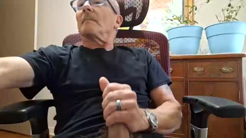 Snapshot of peepingmale chatting on 01.06.25 peepingmale online show from 01.06.25