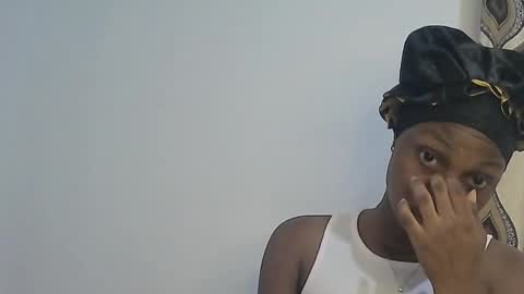 Snapshot of peetyface chatting on 09.13.25 Lizzy online show from 09.13.25