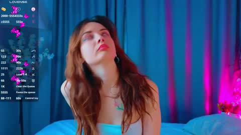 LisaDrako online show from 10.17.25