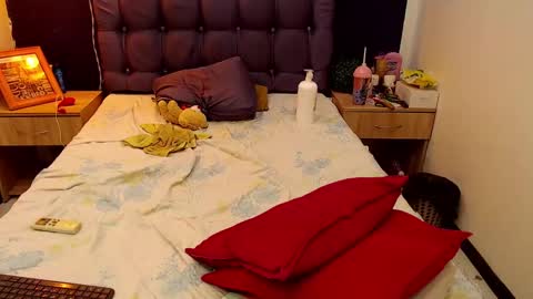 Peiton  online show from 02.25.25