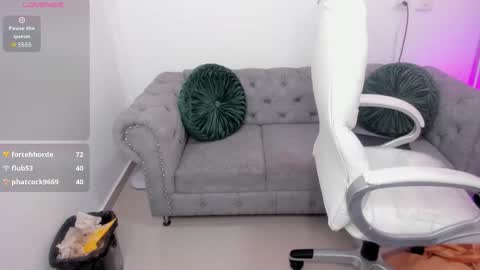 Snapshot of pekylove chatting on 09.23.25 pekylove online show from 09.23.25