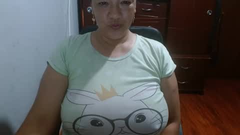 penelopefuckass online show from 10.07.25