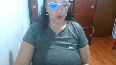 penelopefuckass online show from 10.21.25