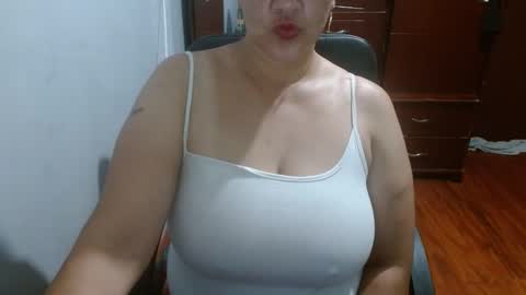 penelopefuckass online show from 10.25.25