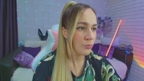 Dia  online show from 01.31.25