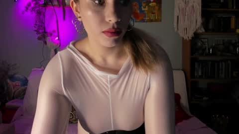 Snapshot of pepperage chatting on 01.30.25 Olivia online show from 01.30.25