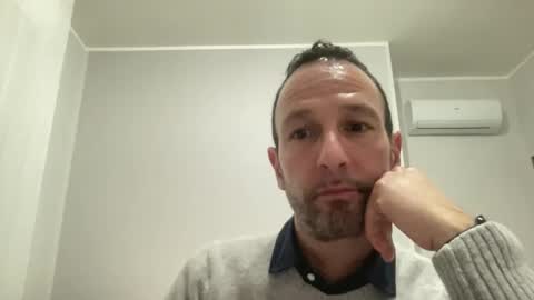 Snapshot of peppinslosqualo chatting on 01.05.25 peppinslosqualo online show from 01.05.25