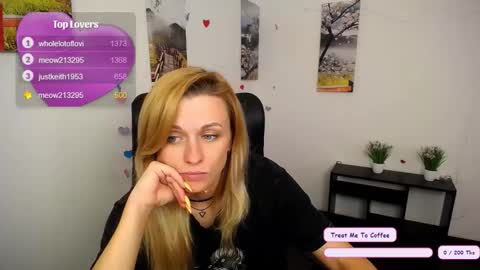 Mia online show from 10.16.25