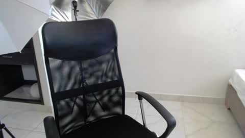 Snapshot of percibal_junior1 chatting on 01.24.25 percibal_junior1 online show from 01.24.25