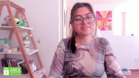 Sarah Ana Banana online show from 09.19.25