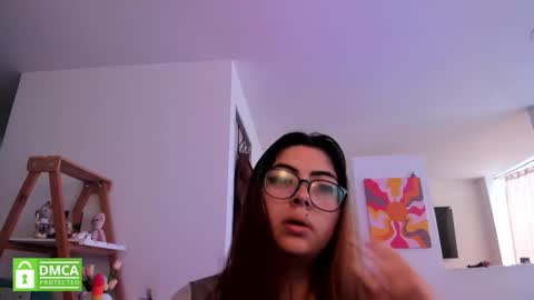 Sarah Ana Banana online show from 03.27.26