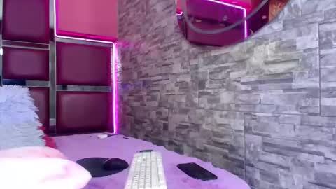 perfectlump online show from 01.19.25