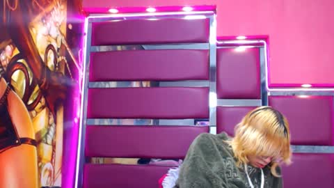 perfectlump online show from 09.13.25