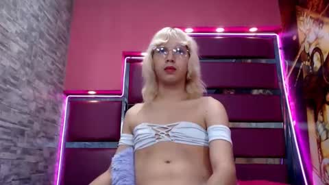 perfectlump online show from 10.30.25