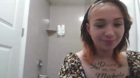 perfectly222peachy online show from 09.15.25