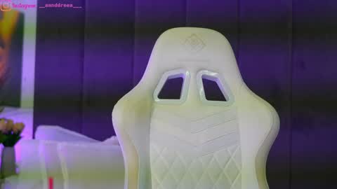 Dee online show from 12.15.25