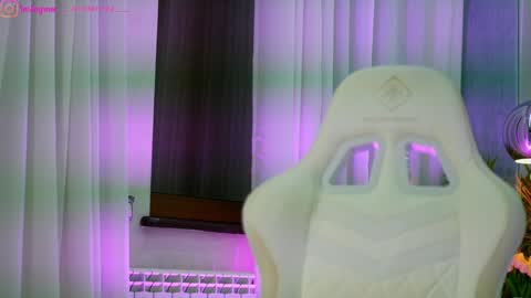 Dee online show from 02.19.26