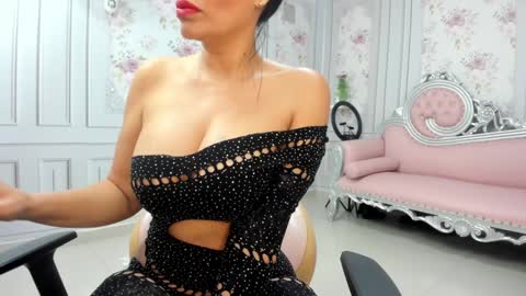 PERLA online show from 12.19.24