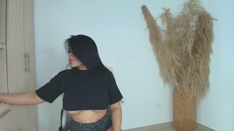 PERLA online show from 09.13.25