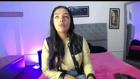WELCOME TO THE PERLA ROOM online show from 09.12.25