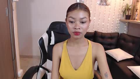 Perla online show from 02.17.25