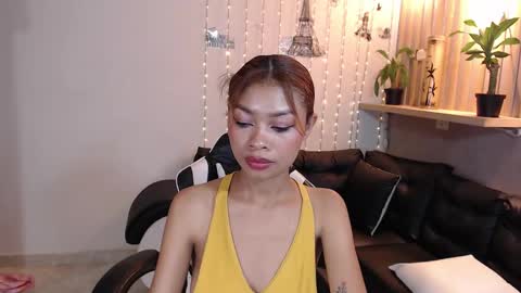 Perla online show from 02.21.25