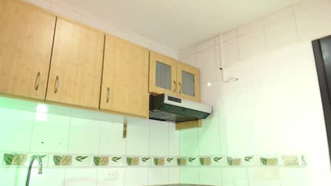 Snapshot of perla_st chatting on 10.23.25 Perla online show from 10.23.25