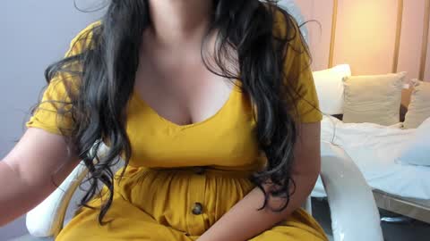 PerlaPreciosa online show from 01.03.25