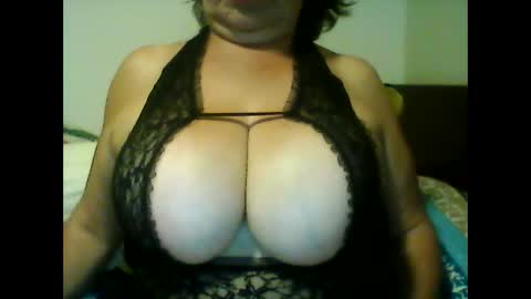 perlita070822 online show from 12.28.24