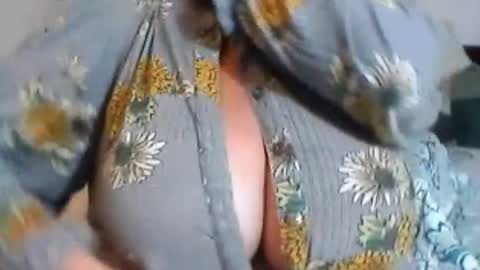 perlita070822 online show from 08.02.26