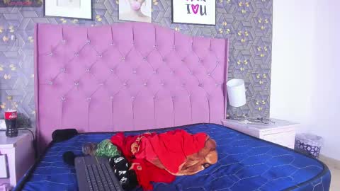perlita_suarez online show from 03.10.25