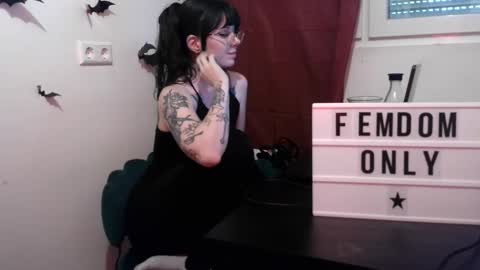 Persephone online show from 05.27.26
