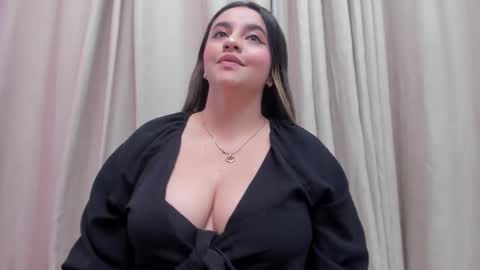 LAURA  online show from 01.31.25