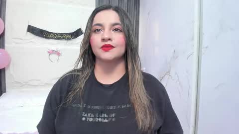 LAURA  online show from 09.10.25
