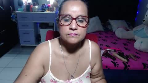Snapshot of pervert_mommy_x chatting on 07.04.26 SAMY online show from 07.04.26