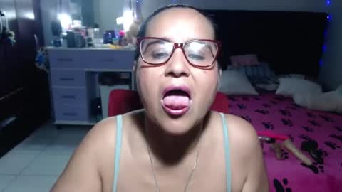 Snapshot of pervert_mommy_x chatting on 07.07.26 SAMY online show from 07.07.26