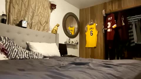 AKA perverted Step Daddy online show from 02.26.25