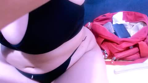  Nicole   online show from 10.31.25