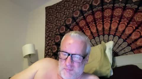 Snapshot of pervy44 chatting on 07.05.26 pervy44 online show from 07.05.26