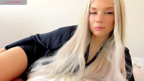 Isabella online show from 05.14.26