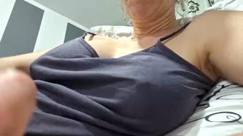 Snapshot of pervygirl69 chatting on 01.06.25 Lisa - online show from 01.06.25