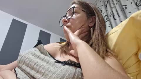 Snapshot of pervygirl69 chatting on 01.14.25 Lisa - online show from 01.14.25