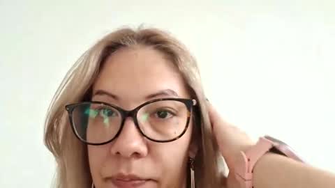 Snapshot of pervygirl69 chatting on 03.12.25 Lisa - online show from 03.12.25