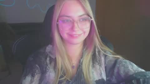 petalkiss online show from 10.01.25