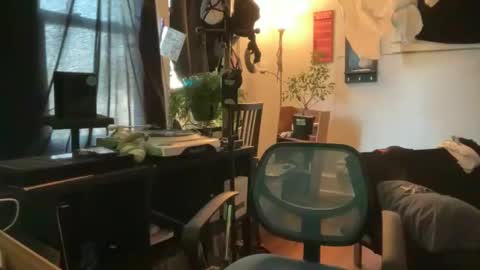 Snapshot of petehaze484617 chatting on 09.14.25 Pete Haze online show from 09.14.25