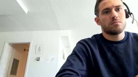 Snapshot of peterskinny24 chatting on 02.05.25         ttps VF8L9ABFMref wl share online show from 02.05.25