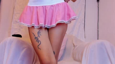 petite_amor online show from 01.07.25
