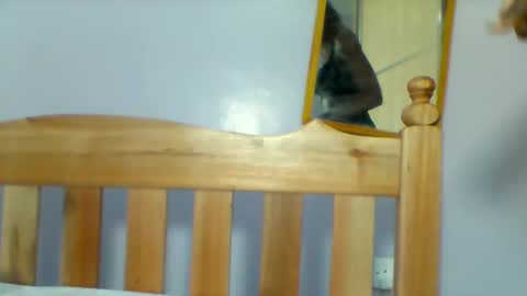 Snapshot of petite_ariana chatting on 02.10.26 ariana online show from 02.10.26