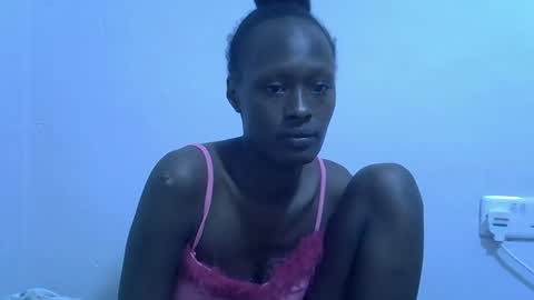 petite_charmz online show from 09.09.25